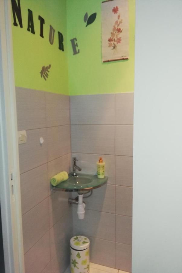 Chambre Privee Calme,Campagne,Etape,Deplacement Pro,Abri Moto Velo,Parking Vaux-sur-Vienne エクステリア 写真