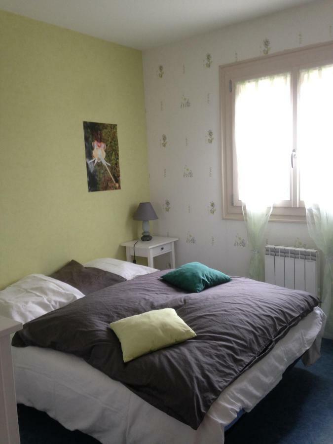 Chambre Privee Calme,Campagne,Etape,Deplacement Pro,Abri Moto Velo,Parking Vaux-sur-Vienne エクステリア 写真